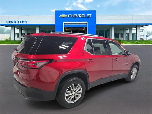2023 Chevrolet Traverse LT Cloth