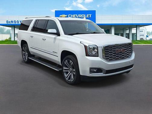 White Frost Tricoat 2018 GMC Yukon XL Denali