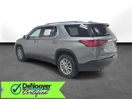 2022 Chevrolet Traverse LT Cloth