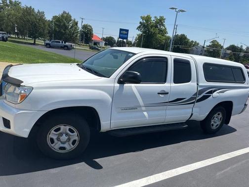 2013 Toyota Tacoma Base