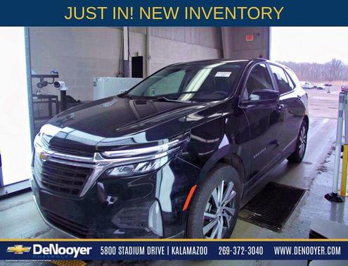 Mosaic Black Metallic 2024 Chevrolet Equinox 1LT