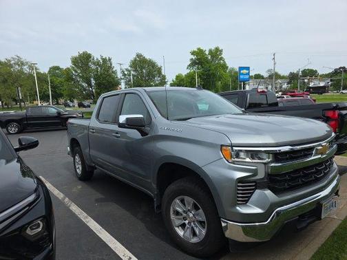 Sterling Gray Metallic 2025 Chevrolet Silverado 1500 LT