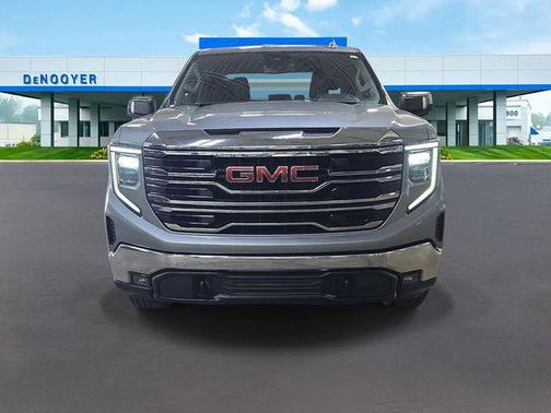 Sterling Metallic 2024 GMC Sierra 1500 SLT