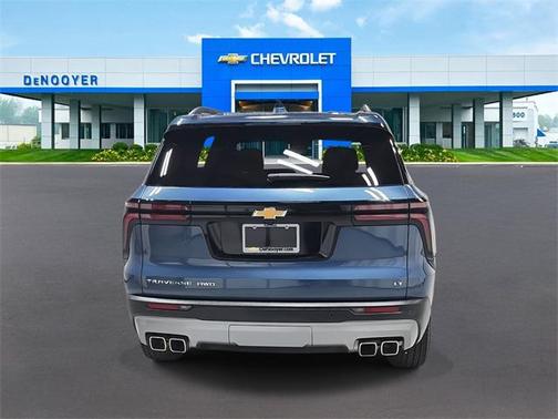 2024 Chevrolet Traverse LT