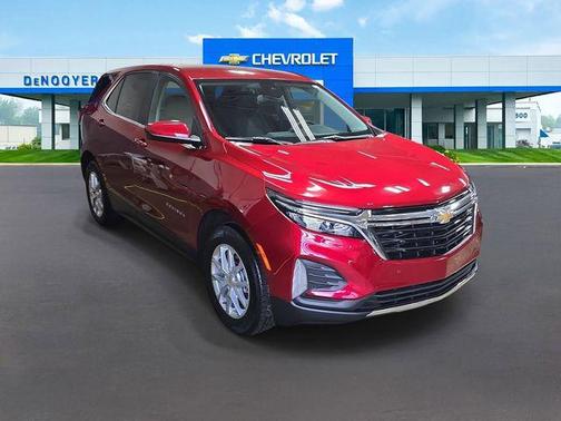 Radiant Red Tintcoat 2024 Chevrolet Equinox 1LT