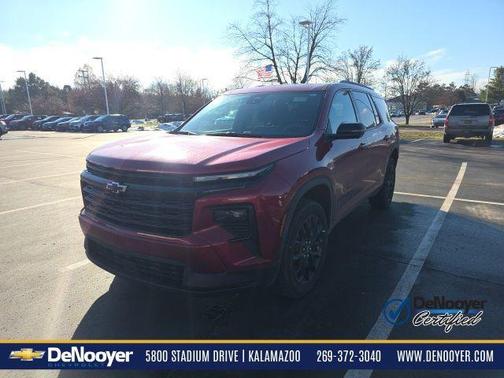2024 Chevrolet Traverse LT