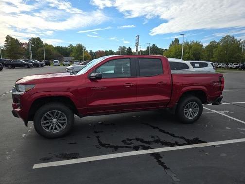 2024 Chevrolet Colorado LT