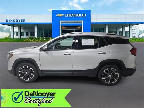 2022 GMC Terrain SLT