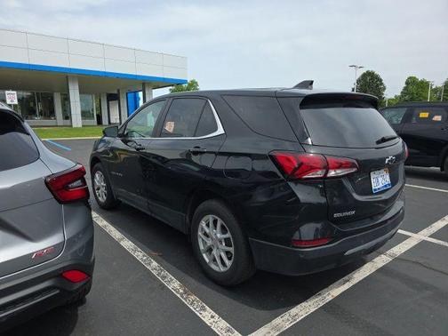Mosaic Black Metallic 2024 Chevrolet Equinox 1LT