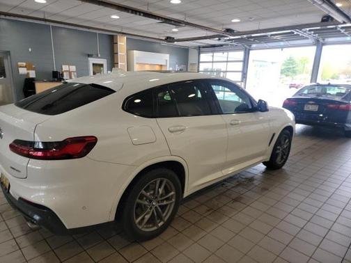 2020 BMW X4 xDrive30i