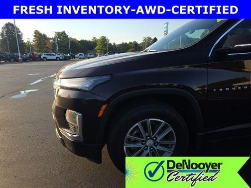 2022 Chevrolet Traverse LT Cloth