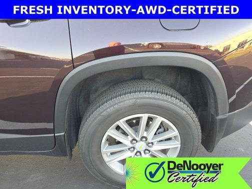 2022 Chevrolet Traverse LT Cloth