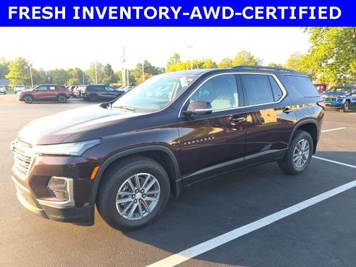 2022 Chevrolet Traverse LT Cloth