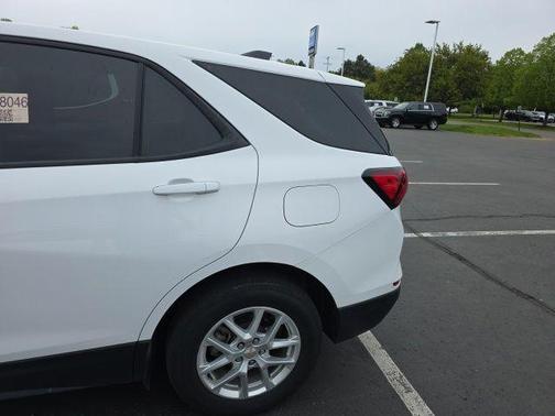 Summit White 2024 Chevrolet Equinox LS
