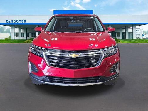 Radiant Red Tintcoat 2024 Chevrolet Equinox 1LT
