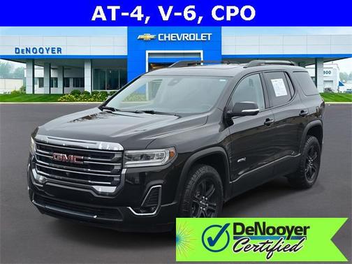 2023 GMC Acadia AWD AT4