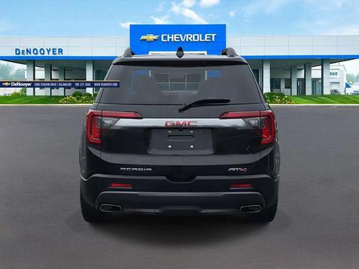 2023 GMC Acadia AWD AT4