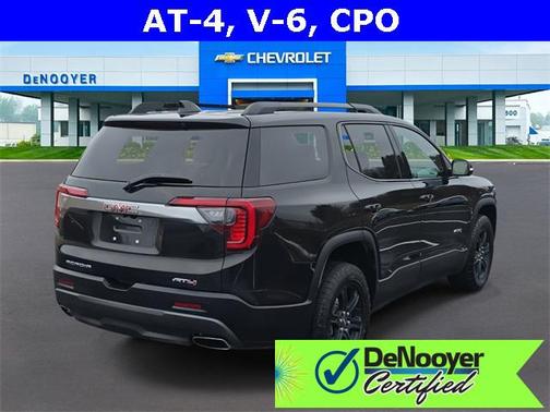 2023 GMC Acadia AWD AT4