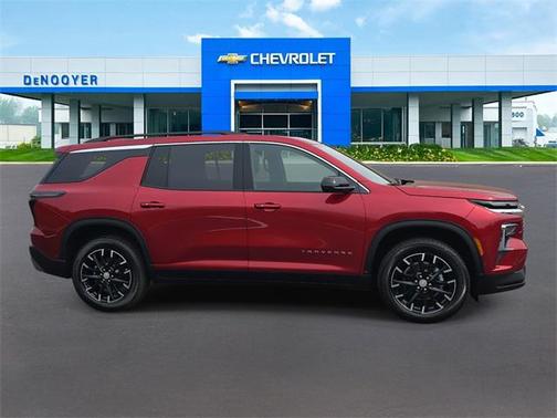 2025 Chevrolet Traverse LT