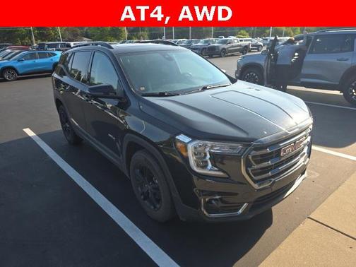 2022 GMC Terrain AWD AT4