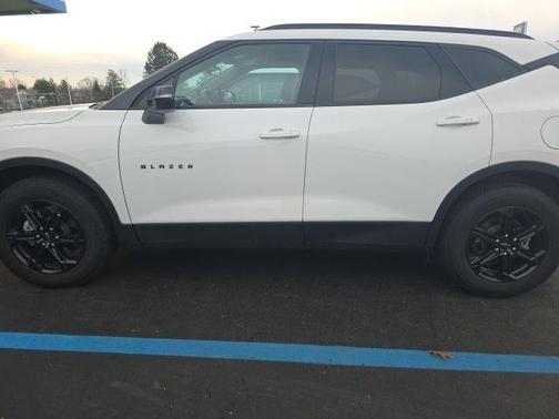 Summit White 2023 Chevrolet Blazer 3LT