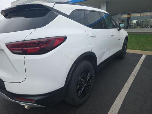 Summit White 2023 Chevrolet Blazer 3LT