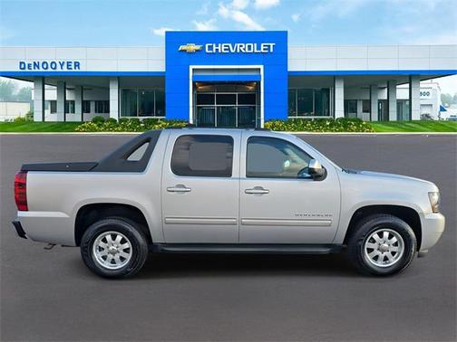 2011 Chevrolet Avalanche 1500 LS