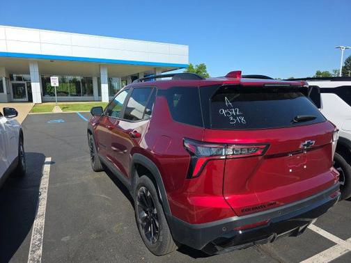 Radiant Red Tintcoat 2025 Chevrolet Equinox AWD RS