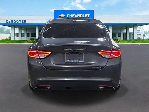 2016 Chrysler 200 S