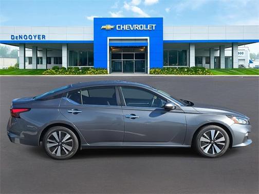 2021 Nissan Altima 2.5 SV