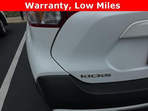 2019 Nissan Kicks SR
