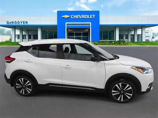 2019 Nissan Kicks SR
