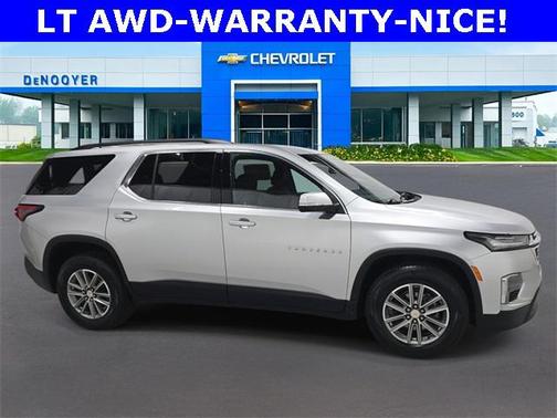 2022 Chevrolet Traverse LT Cloth