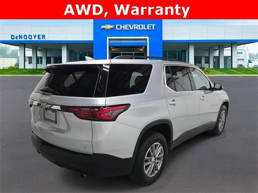 2022 Chevrolet Traverse LT Cloth