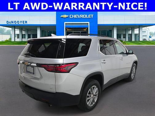 2022 Chevrolet Traverse LT Cloth