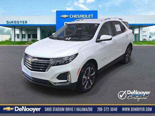 Iridescent Pearl Tricoat 2024 Chevrolet Equinox Premier w/1LZ