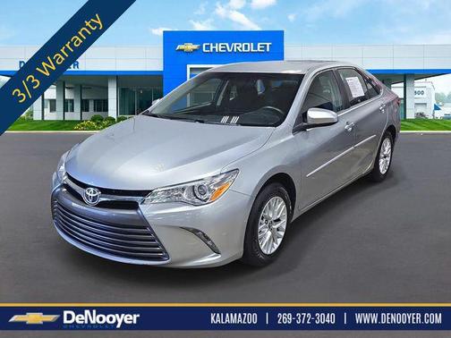 Celestial Silver Metallic 2016 Toyota Camry LE