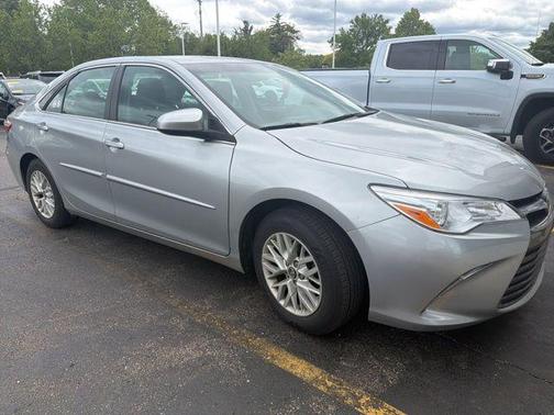 2016 Toyota Camry XLE