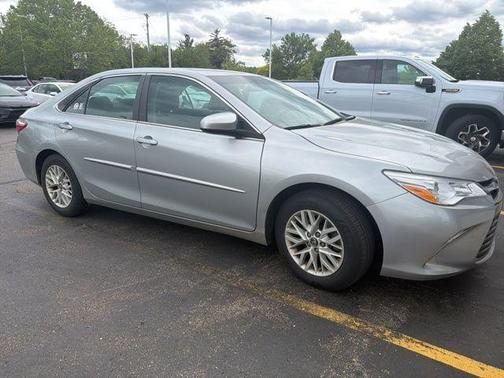 2016 Toyota Camry XLE