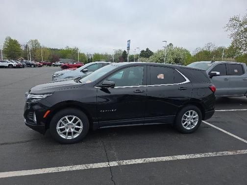 Mosaic Black Metallic 2024 Chevrolet Equinox 1LT