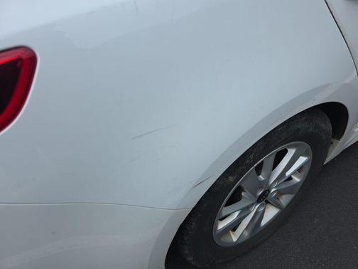 Snow White Pearl 2017 Kia Optima LX