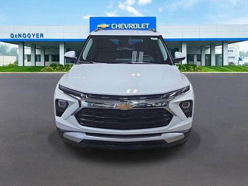 Summit White 2026 Chevrolet Trailblazer LT