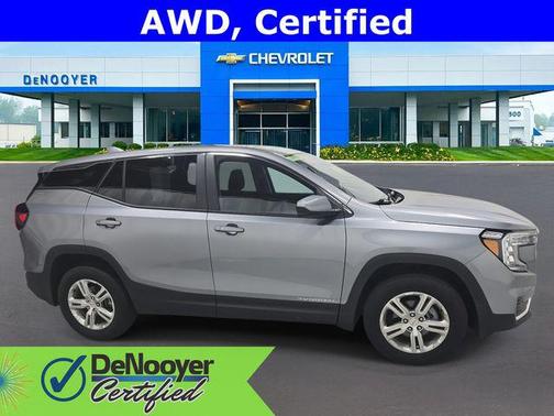 2024 GMC Terrain SLE