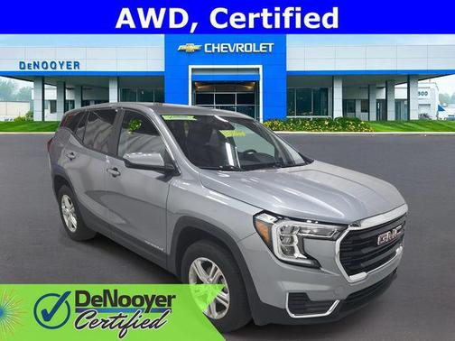 2024 GMC Terrain SLE