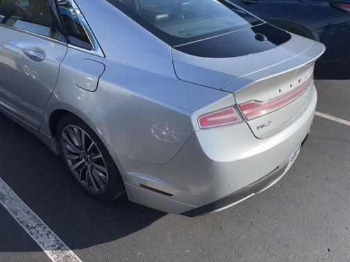 2019 Lincoln MKZ Standard