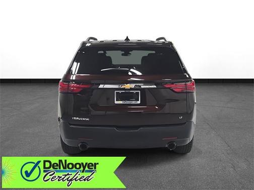 2022 Chevrolet Traverse LT Cloth