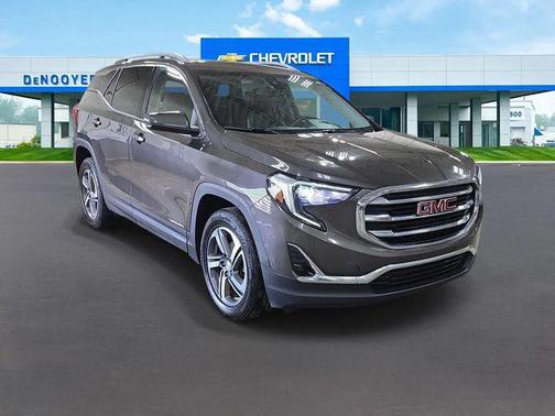 Smokey Quartz Metallic 2019 GMC Terrain SLT