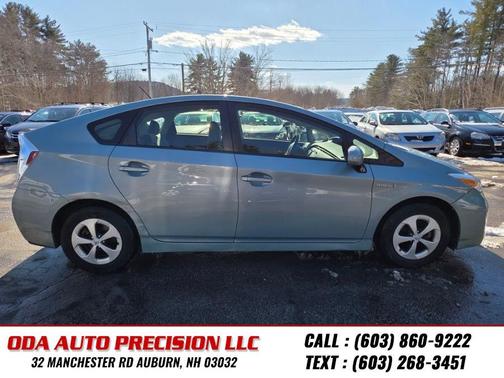 2014 Toyota Prius Two