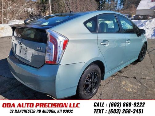 2013 Toyota Prius Three