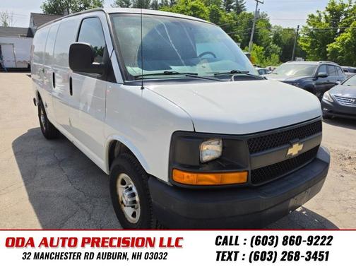 Summit White 2015 Chevrolet Express 2500 Work Van